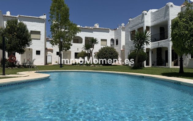 Adosado - Reventa - Estepona  - Bel Air