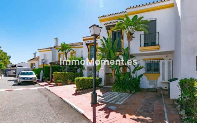 Adosado - Reventa - Estepona  - Estepona Centro