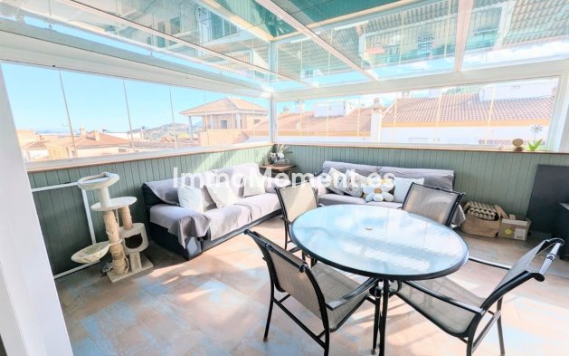 Adosado - Reventa - Interior  - Guaro