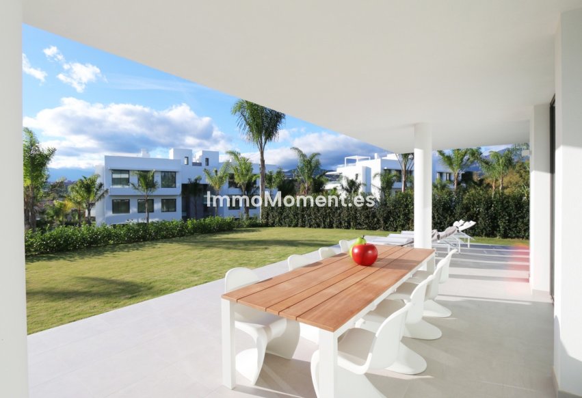 Alquiler a corto plazo - Apartamento - Estepona  - New Golden Mile