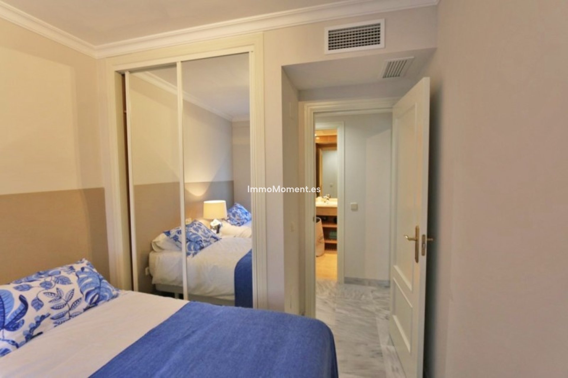 Alquiler a corto plazo - Apartamento - Marbella - Nueva Andalucía