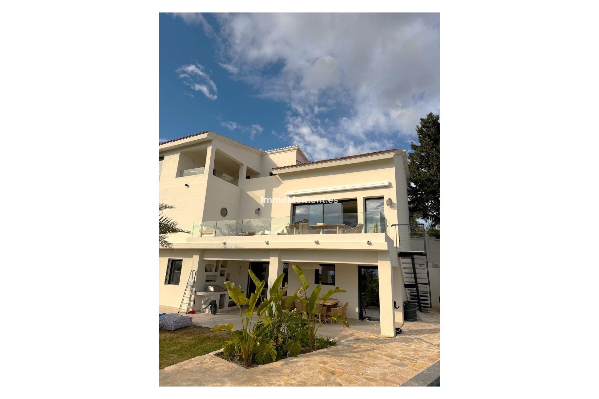 Alquiler a corto plazo - Villa independiente - Estepona  - El Padron