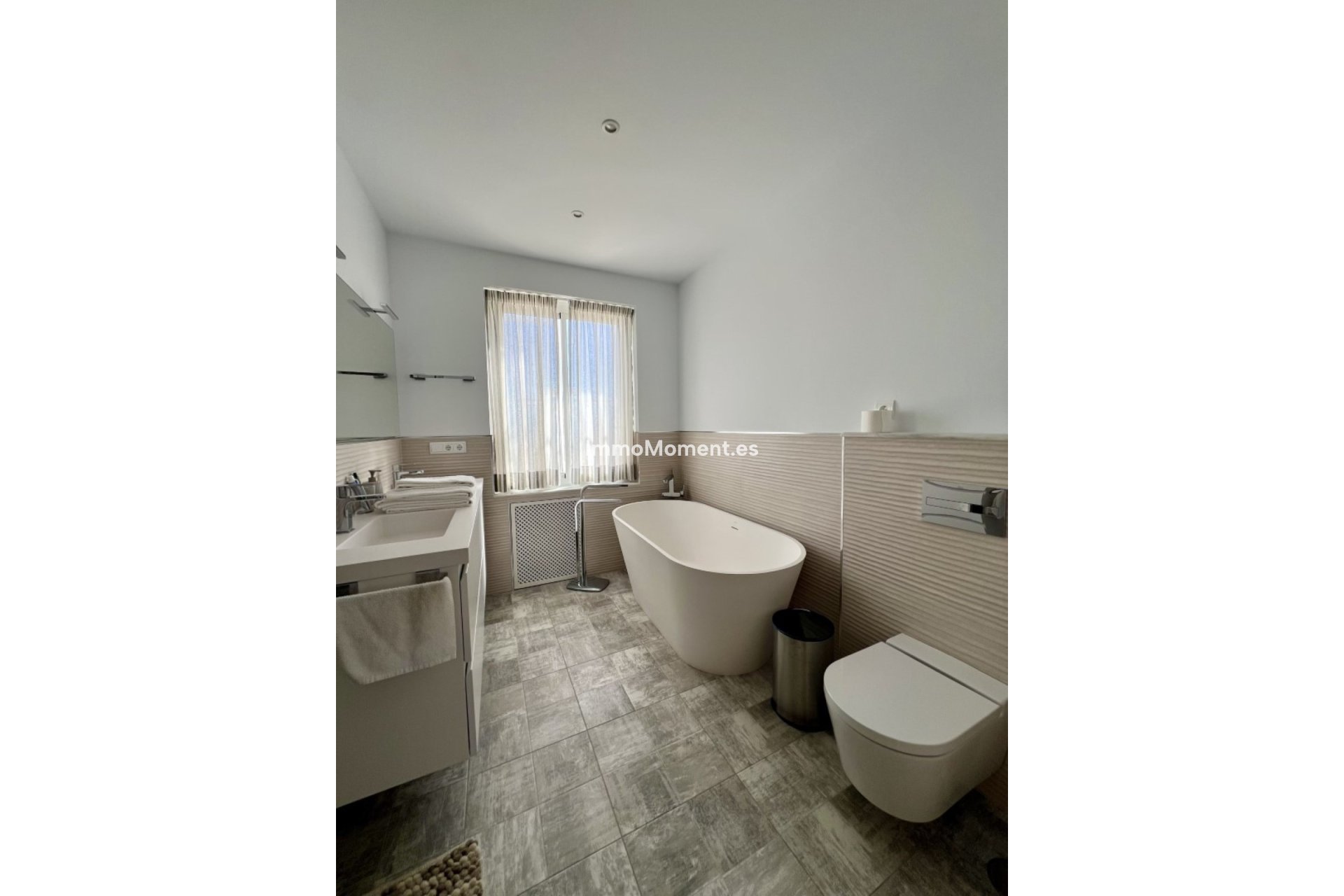 Alquiler a corto plazo - Villa independiente - Marbella