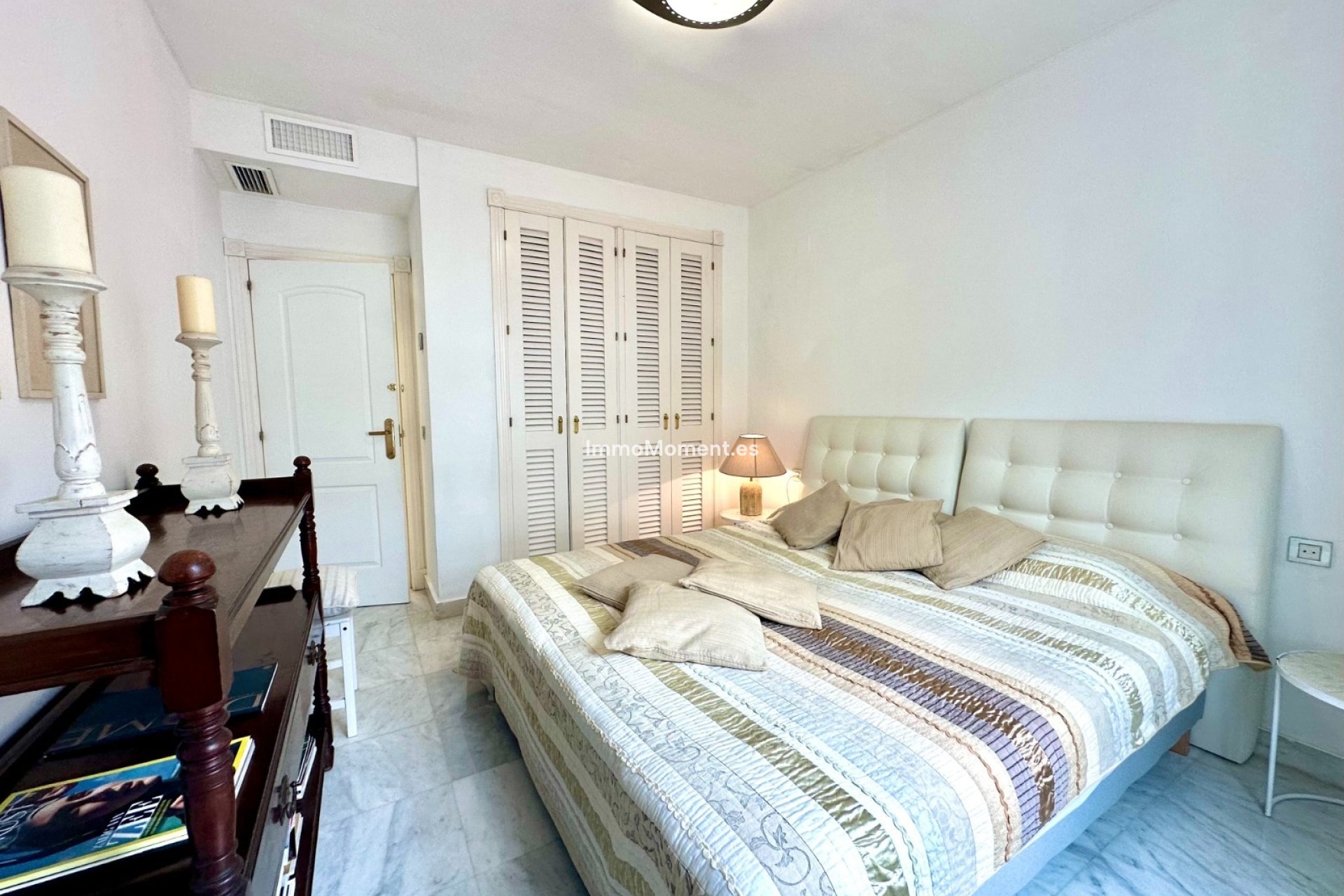 Alquiler a largo plazo - Apartamento - San Pedro de Alcántara