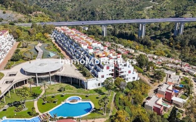 Apartamento - Reventa - Benahavís - Benahavís Centro