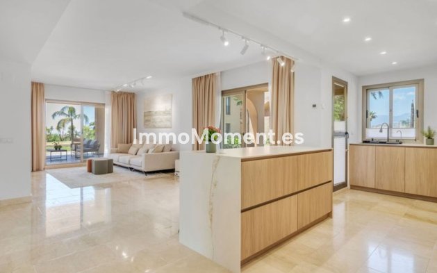 Apartamento - Reventa - Benahavís - Benahavís Centro