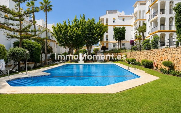 Apartamento - Reventa - Estepona  - Atalaya
