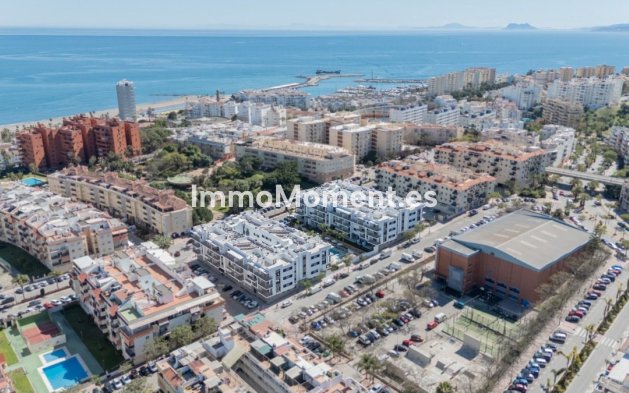 Apartamento - Reventa - Estepona  - Estepona Centro