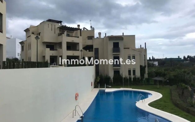 Apartamento - Reventa - Estepona  - Estepona Centro