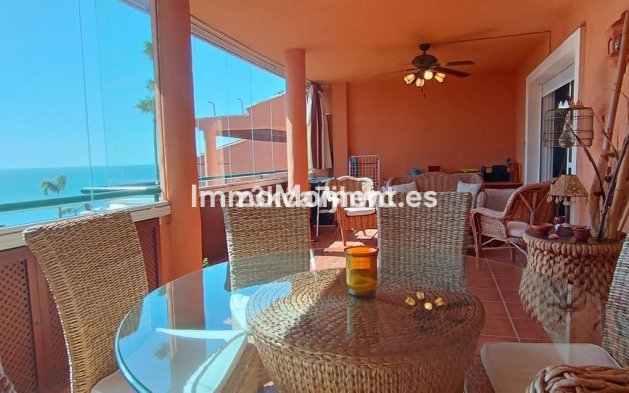 Apartamento - Reventa - Estepona  - Estepona Centro