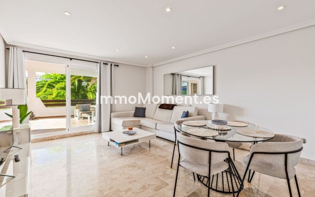 Apartamento - Reventa - Estepona  - Estepona Centro