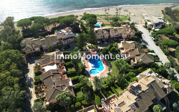 Apartamento - Reventa - Estepona  - Estepona Centro