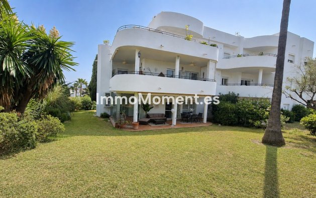 Apartamento - Reventa - Estepona  - Estepona Centro