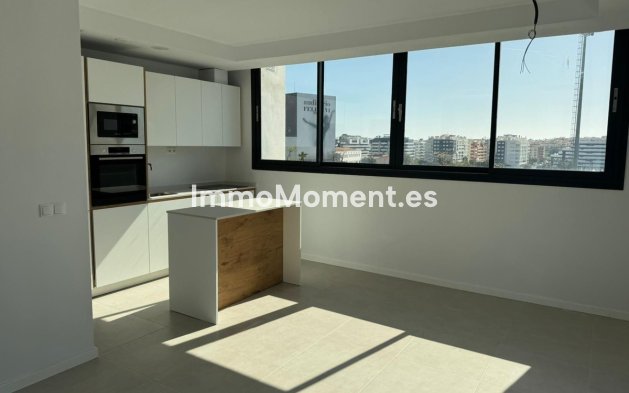 Apartamento - Reventa - Estepona  - Estepona Centro