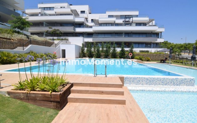 Apartamento - Reventa - Estepona  - Estepona Centro