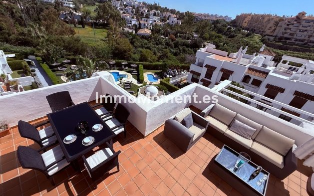 Apartamento - Reventa - Estepona  - Estepona Centro