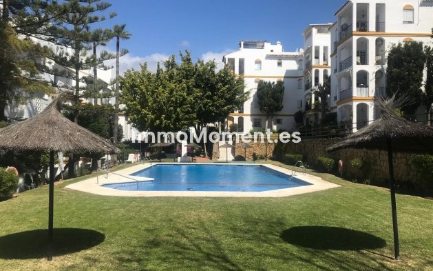 Apartamento - Reventa - Estepona  - Estepona Centro