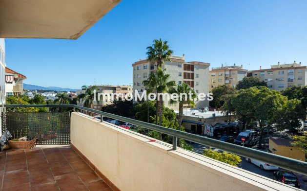 Apartamento - Reventa - Estepona  - Estepona Centro