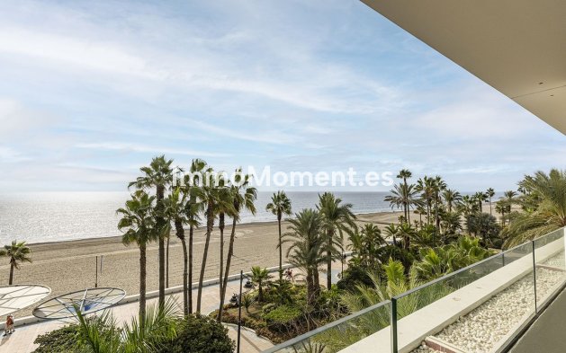 Apartamento - Reventa - Estepona  - Estepona Centro
