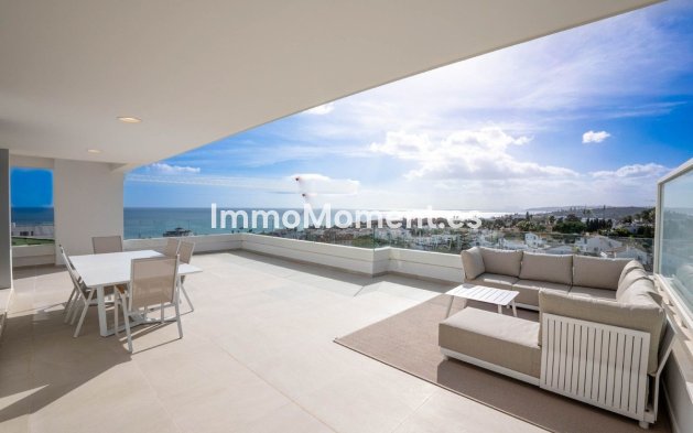 Apartamento - Reventa - Estepona  - Estepona Centro