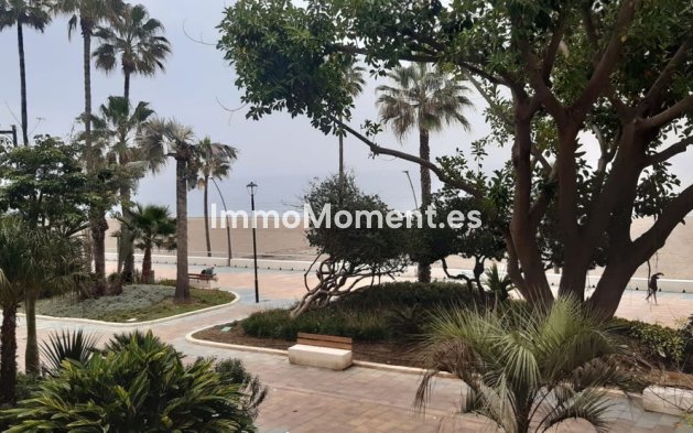 Apartamento - Reventa - Estepona  - Estepona Centro