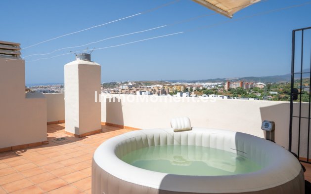 Apartamento - Reventa - Estepona  - Estepona Centro