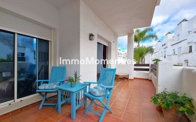 Apartamento - Reventa - Estepona  - Estepona Centro
