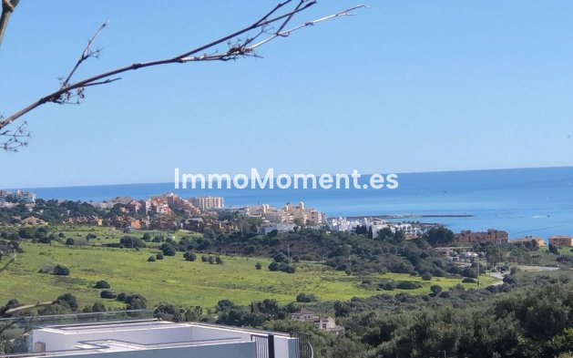 Apartamento - Reventa - Estepona  - Estepona Centro