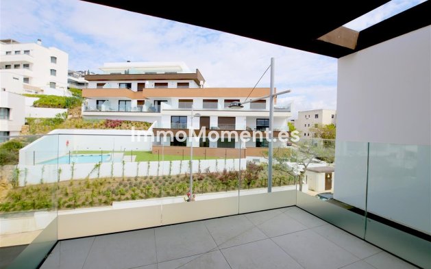 Apartamento - Reventa - Estepona  - Estepona Centro