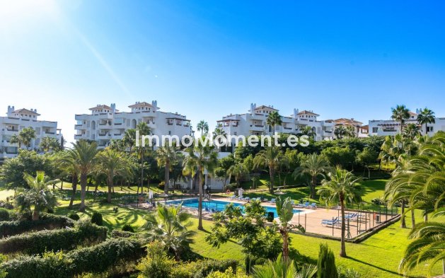 Apartamento - Reventa - Estepona  - Estepona Centro