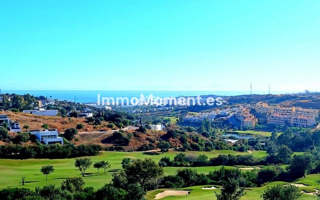 Apartamento - Reventa - Estepona  - Estepona Centro