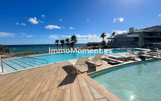 Apartamento - Reventa - Estepona  - Estepona Centro