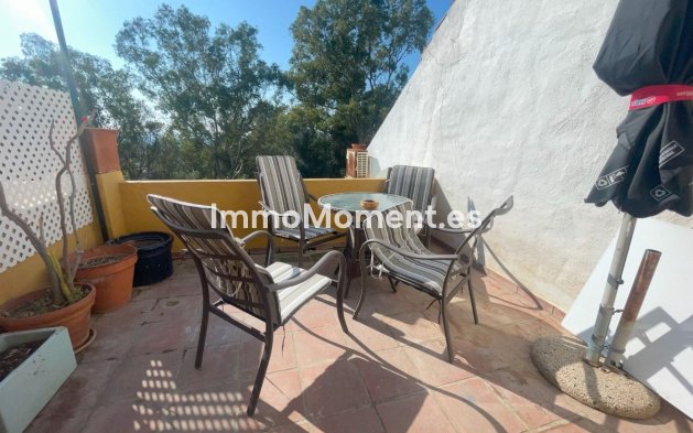 Apartamento - Reventa - Estepona  - Estepona Centro