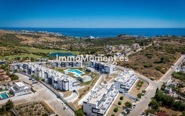 Apartamento - Reventa - Estepona  - Estepona Centro
