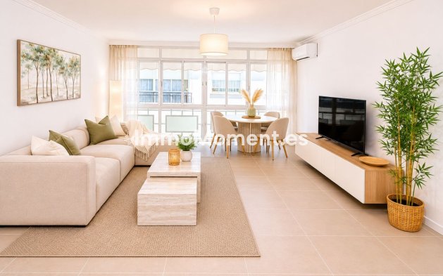 Apartamento - Reventa - Estepona  - Estepona Centro