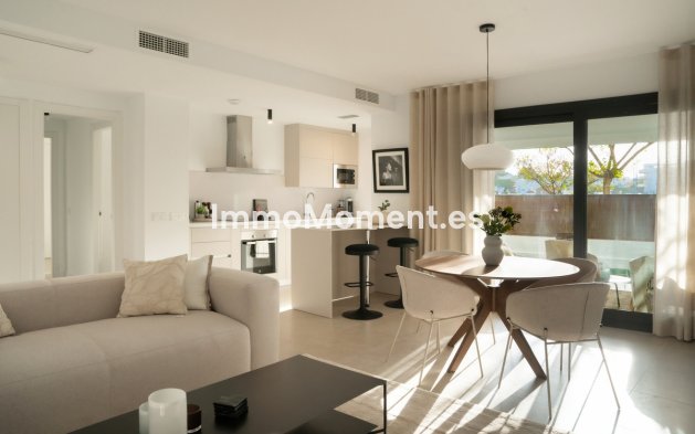 Apartamento - Reventa - Estepona  - Estepona Centro