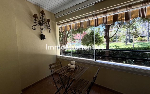Apartamento - Reventa - Estepona  - Estepona Centro
