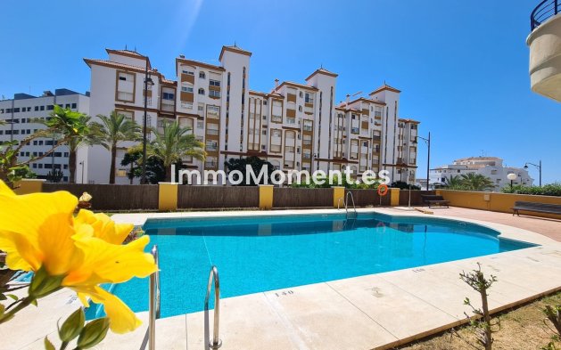 Apartamento - Reventa - Estepona  - Estepona Centro