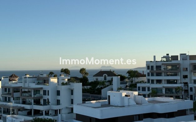 Apartamento - Reventa - Estepona  - Estepona Centro