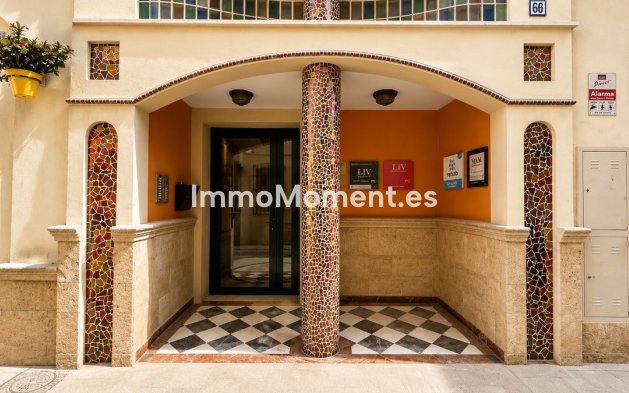 Apartamento - Reventa - Estepona  - Estepona Centro