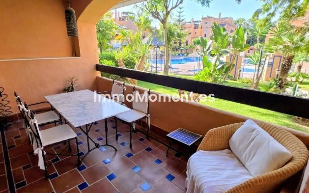 Apartamento - Reventa - Estepona  - Estepona Centro
