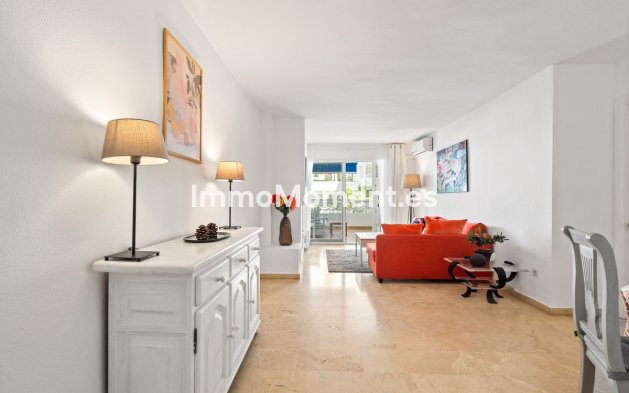 Apartamento - Reventa - Estepona  - Estepona Centro