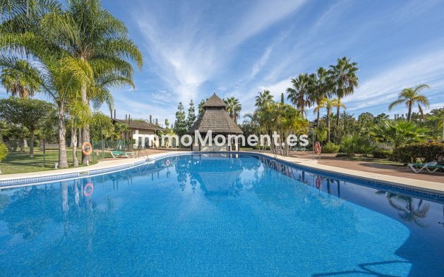 Apartamento - Reventa - Estepona  - New Golden Mile