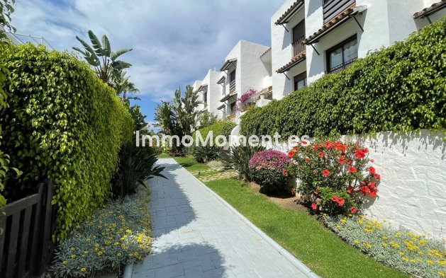 Apartamento - Reventa - Estepona  - Selwo
