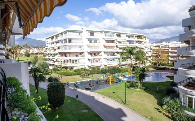 Apartamento - Reventa - Marbella - Guadalmina Alta