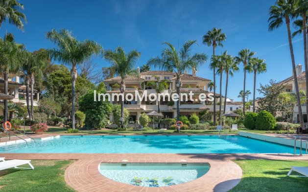 Apartamento - Reventa - Marbella - Nueva Andalucía