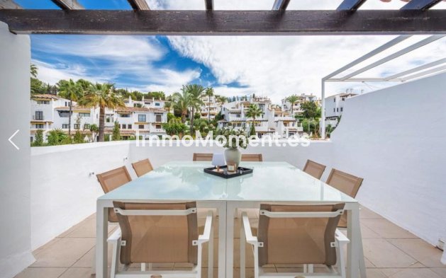 Apartamento - Reventa - Marbella - Nueva Andalucía