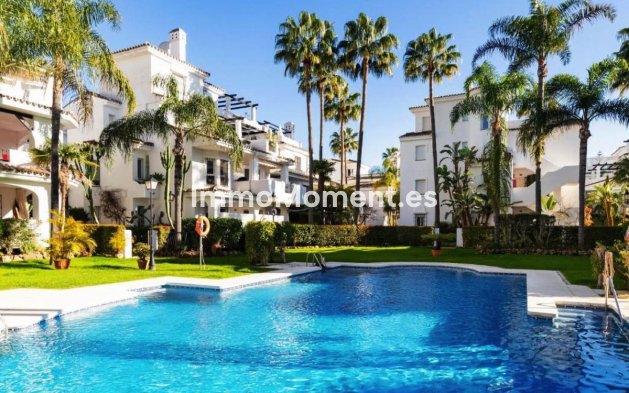 Apartamento - Reventa - Marbella - Nueva Andalucía
