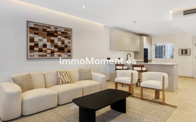 Apartamento - Reventa - Marbella - Nueva Andalucía