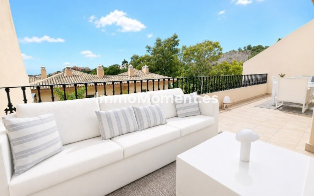 Apartamento - Reventa - Marbella - Nueva Andalucía
